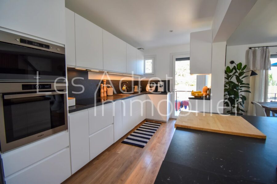 Maison à vendre à Les adrets-de-l&rsquo;estérel — Vue montagne — photo 10