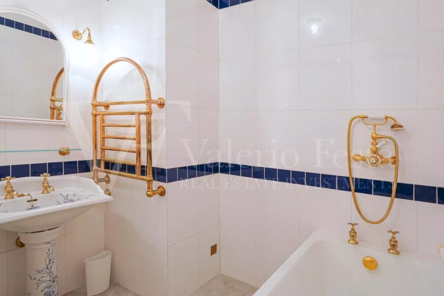 Appartement à vendre à Beaulieu-sur-mer — Vue mer — photo 16