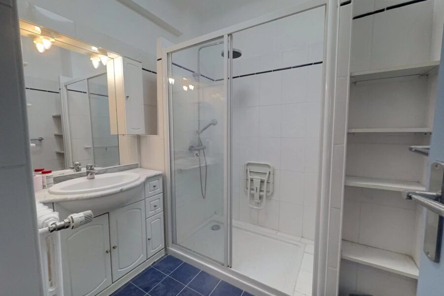 Appartement à vendre à Antibes — Vue mer — photo 7