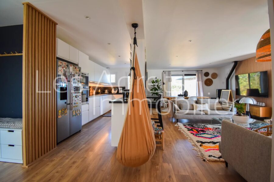 Maison à vendre à Les adrets-de-l&rsquo;estérel — Vue montagne — photo 5