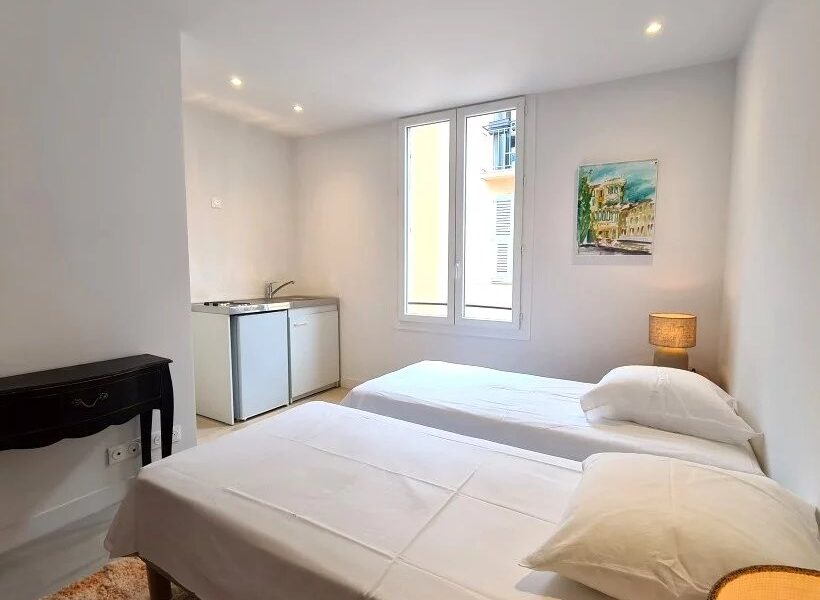Appartement à vendre à Cannes — Vue sur la ville — photo 2