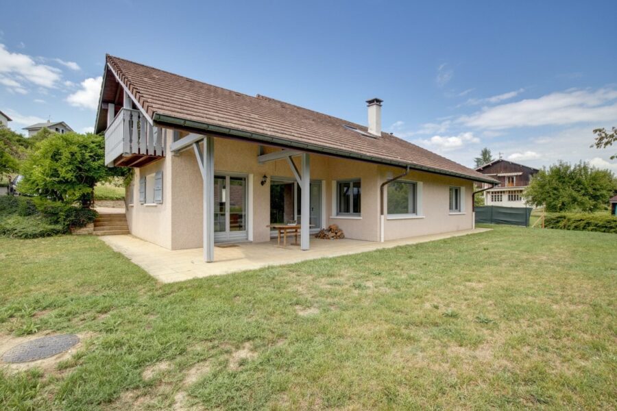 Maison à vendre à Entrelacs — Vue montagne — photo 2