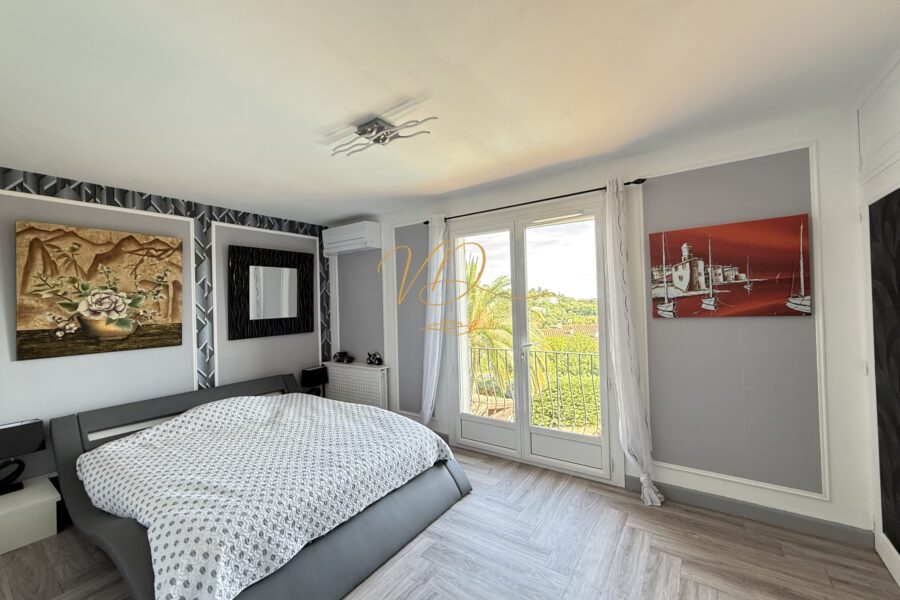 Maison à vendre à La croix-valmer — Vue mer — photo 14