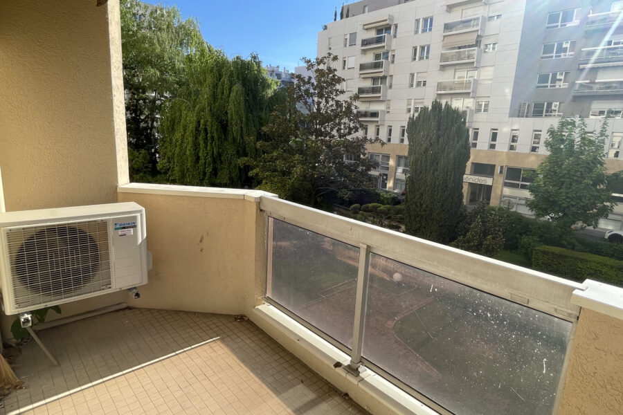 Appartement à vendre à Lyon — Vue parc — photo 1