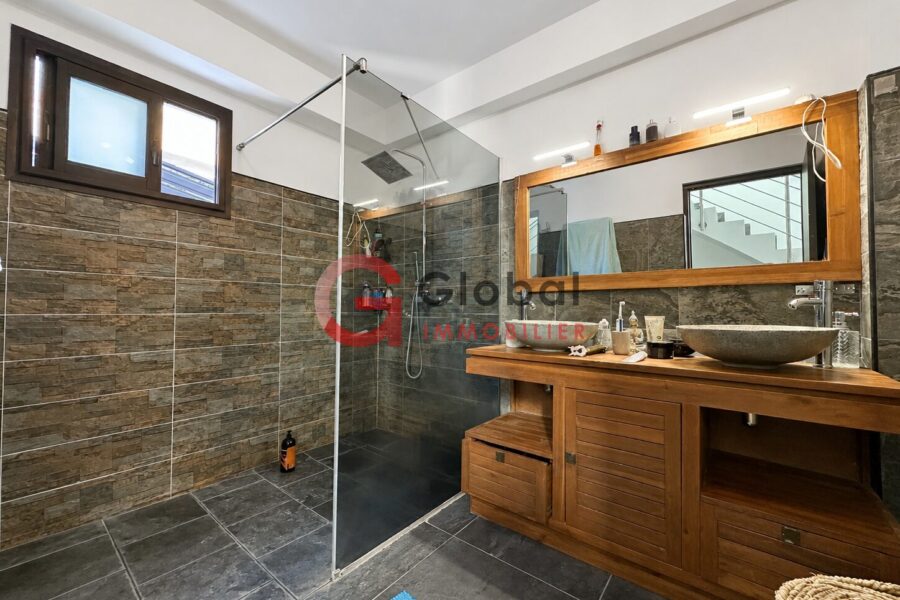Maison à vendre à Saint-leu — Vue mer — photo 11