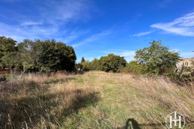 Terrain à vendre à Ainay-le-vieil