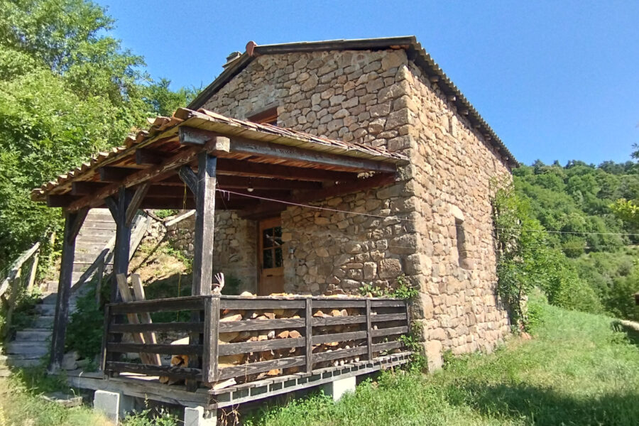Maison à vendre à Nonières