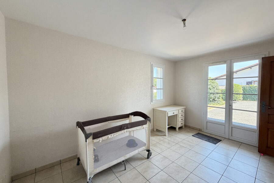 Maison à vendre à Saint-jean-pied-de-port — Vue montagne — photo 19