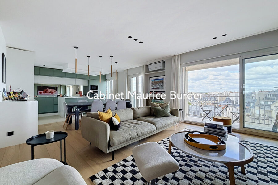 Appartement à vendre à Paris — Vue sur la ville — photo 2