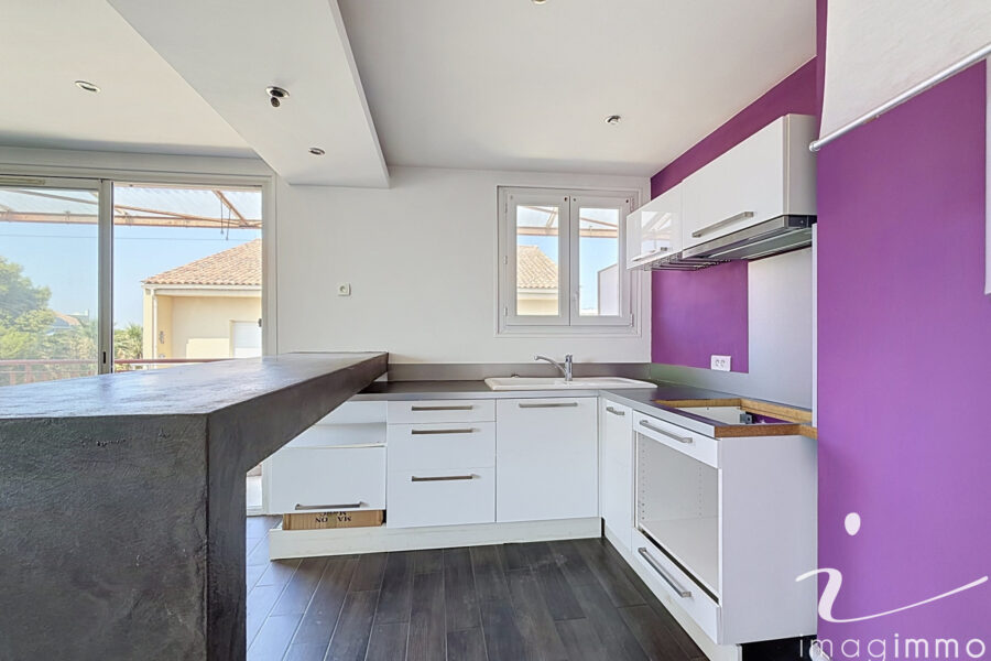 Appartement à vendre à Palavas-les-flots — Vue sur la ville — photo 4