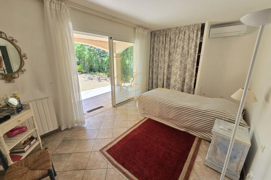 Maison à vendre à La croix-valmer — Vue mer — photo 14
