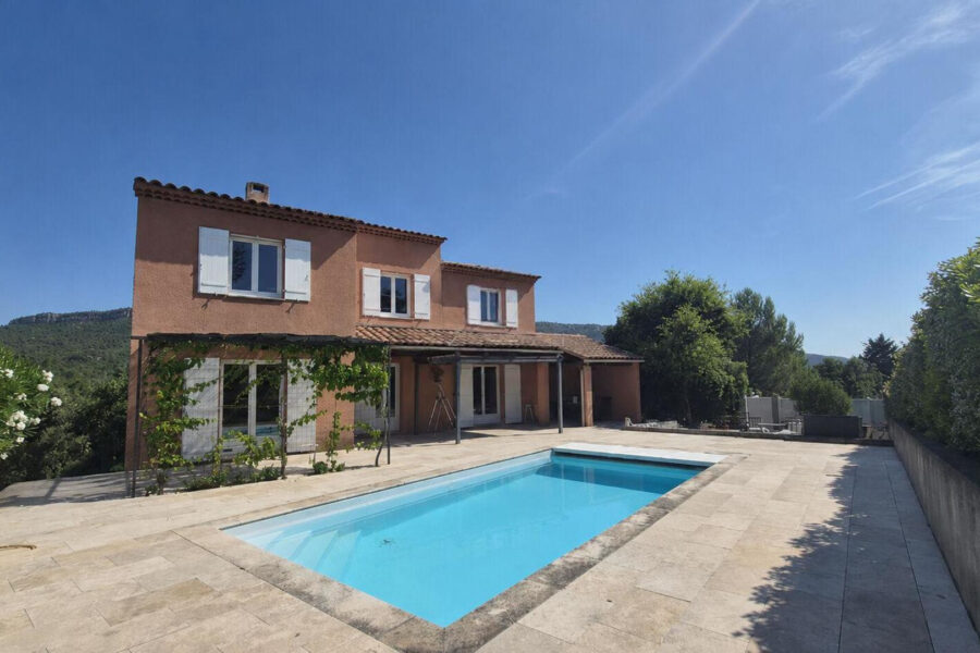 Maison à vendre à Châteauneuf-le-rouge