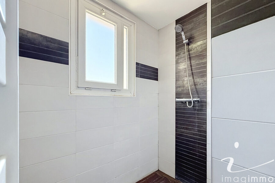 Appartement à vendre à Palavas-les-flots — Vue sur la ville — photo 9