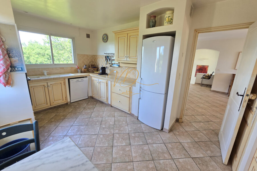 Maison à vendre à La croix-valmer — Vue mer — photo 11