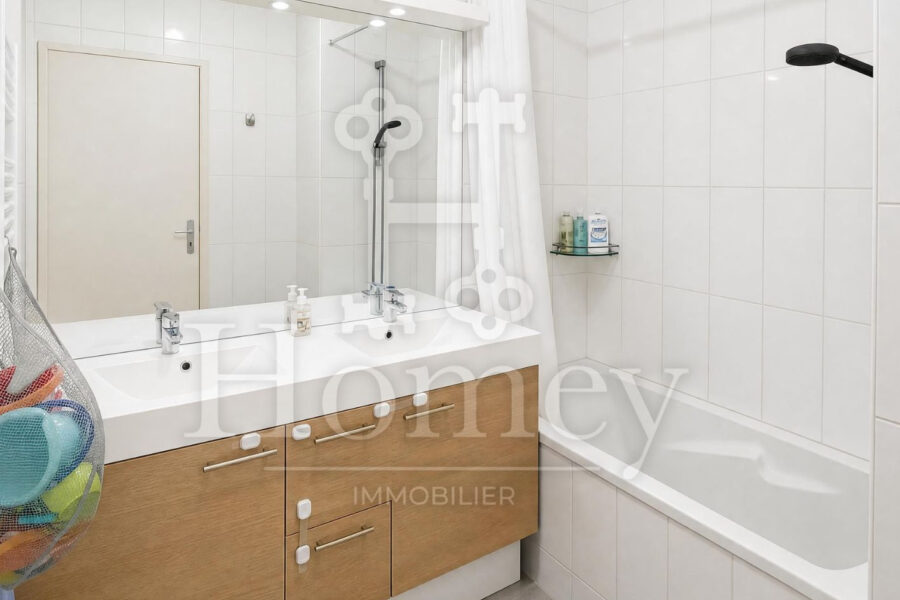 Appartement à vendre à Vétraz-monthoux — Vue sur la ville — photo 7
