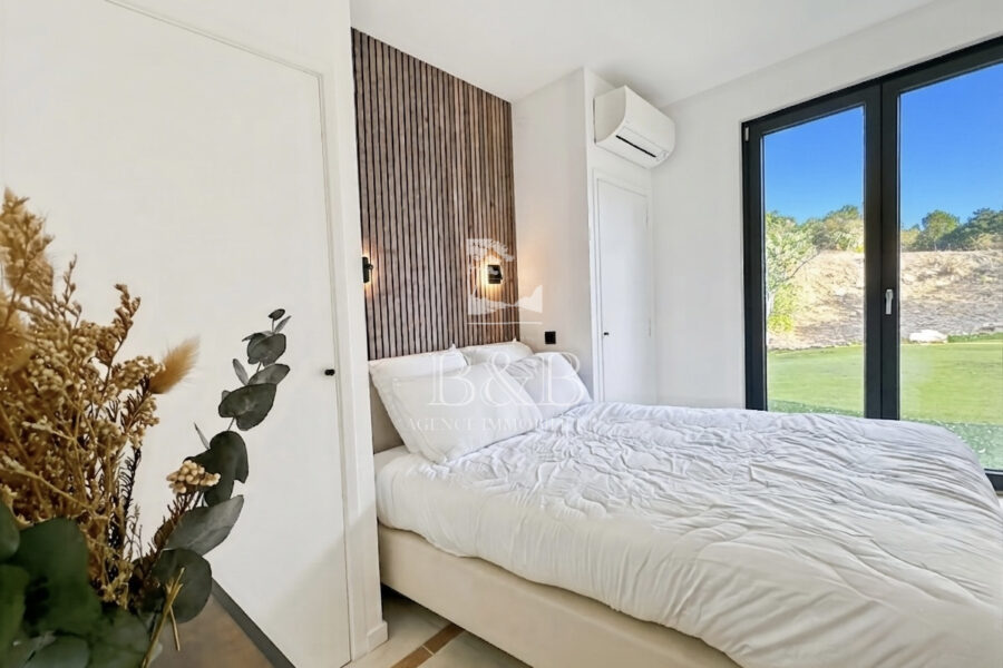 Maison à vendre à La croix-valmer — Vue mer — photo 14
