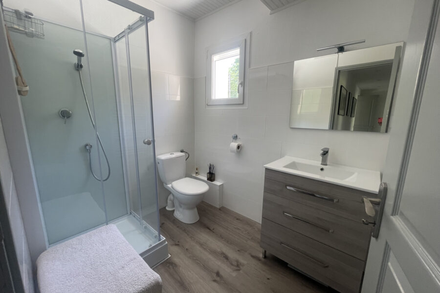 Maison à vendre à Peyroules — Vue montagne — photo 8