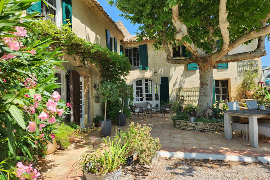 Maison à vendre à Vacqueyras — Vue vignes — photo 4