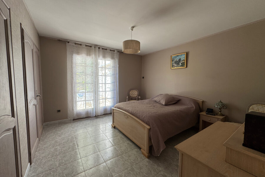 Maison à vendre à Laudun — Vue montagne — photo 19