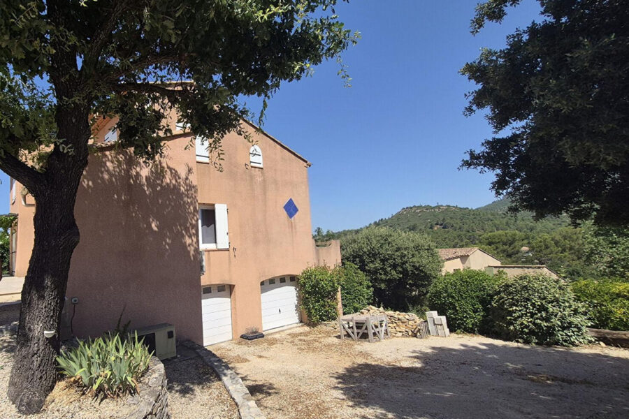 Maison à vendre à Châteauneuf-le-rouge
