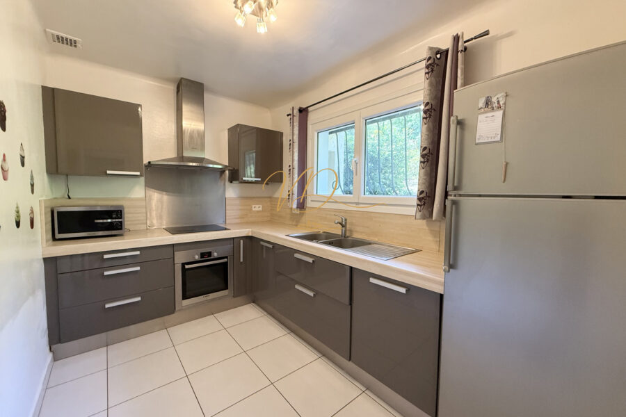 Maison à vendre à La croix-valmer — Vue mer — photo 6