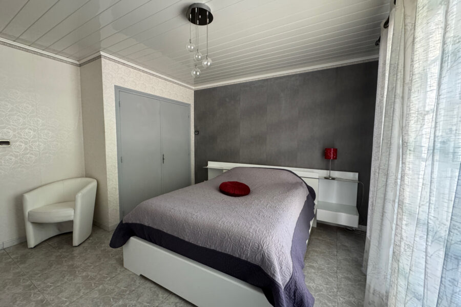 Maison à vendre à Laudun — Vue montagne — photo 14