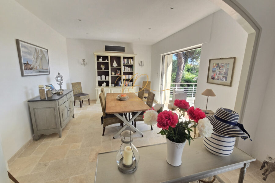 Maison à vendre à La croix-valmer — Vue mer — photo 5