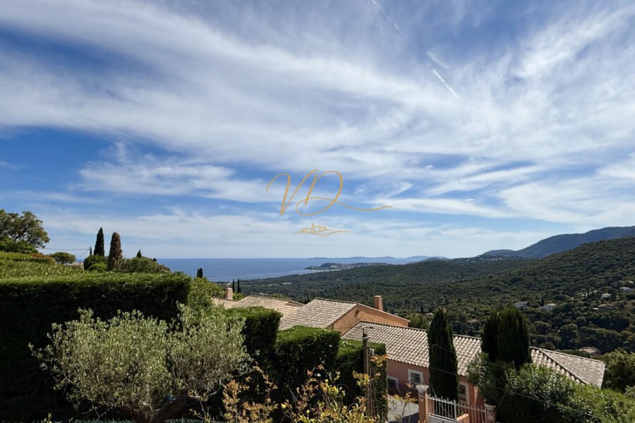 Maison à vendre à La croix-valmer — Vue mer — photo 6