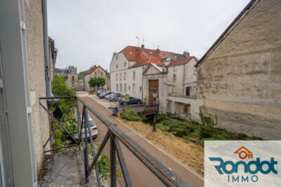Appartement à vendre à Is-sur-tille