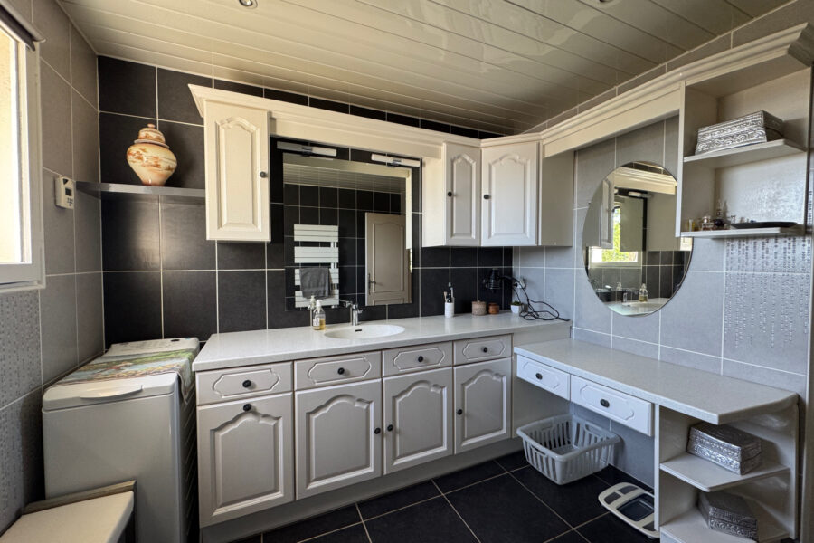 Maison à vendre à Laudun — Vue montagne — photo 16