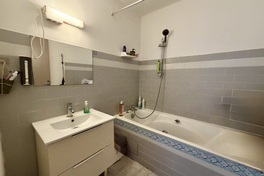 Appartement à vendre à Saint gilles les bains