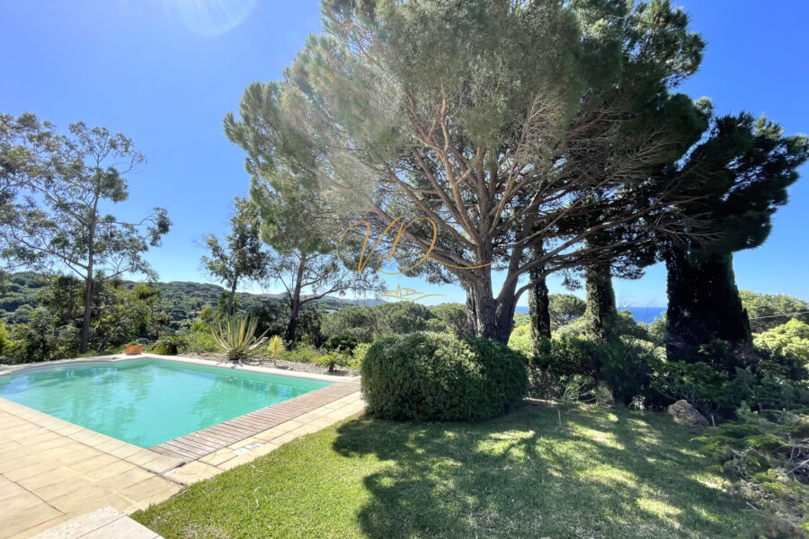 Maison à vendre à La croix-valmer — Vue mer — photo 5