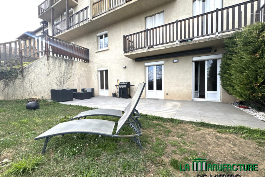 Appartement à louer à Saint-priest-en-jarez — Vue parc & jardin — photo 7