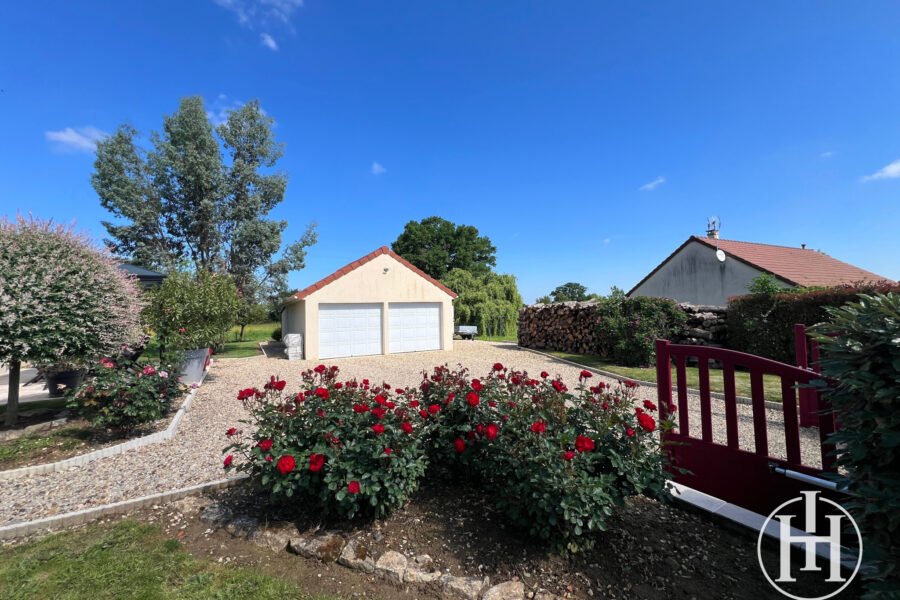 Maison à vendre à Farges-allichamps — Vue dégagée — photo 19