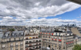 Appartement à vendre à Paris — Vue sur la ville — photo 1