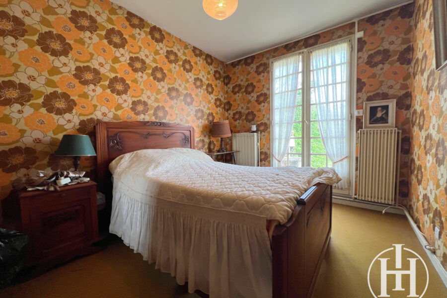 Maison à vendre à Ainay-le-château — Vue nature — photo 11