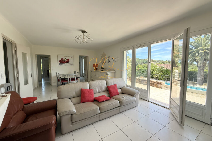 Maison à vendre à La croix-valmer — Vue mer — photo 4