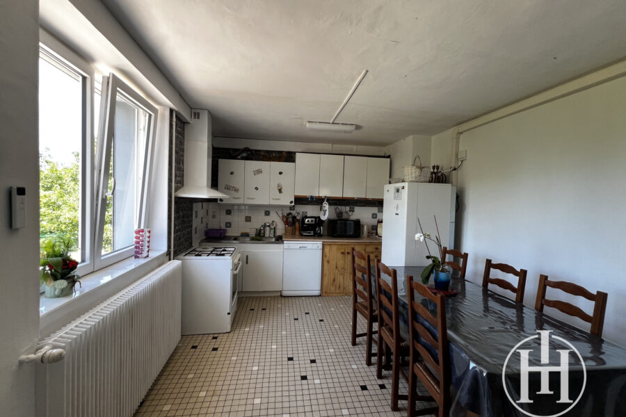 Maison à vendre à Ainay-le-château — Vue sur la ville — photo 5