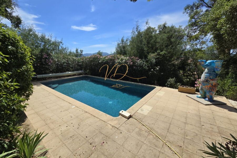 Maison à vendre à La croix-valmer — Vue mer — photo 4