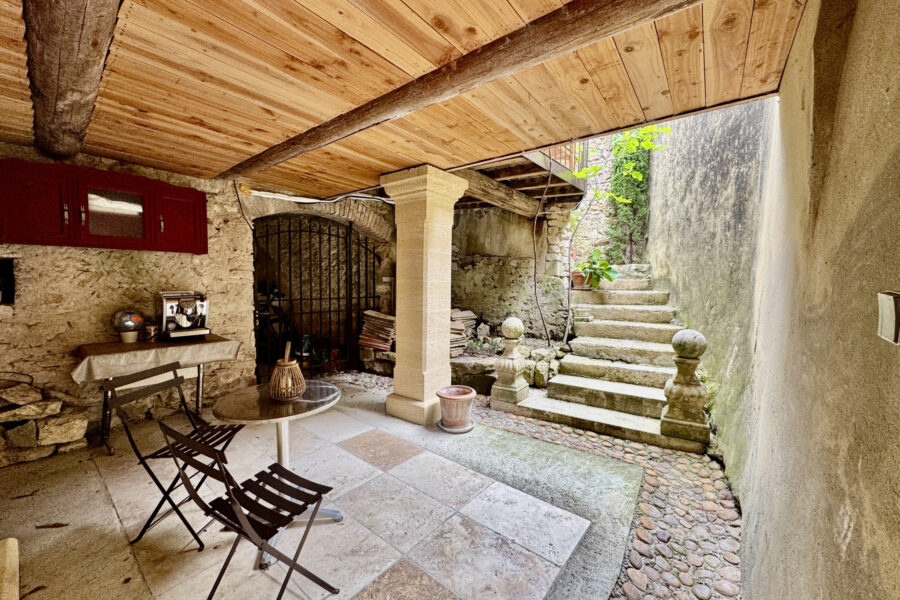 Maison à vendre à Saint-victor-la-coste