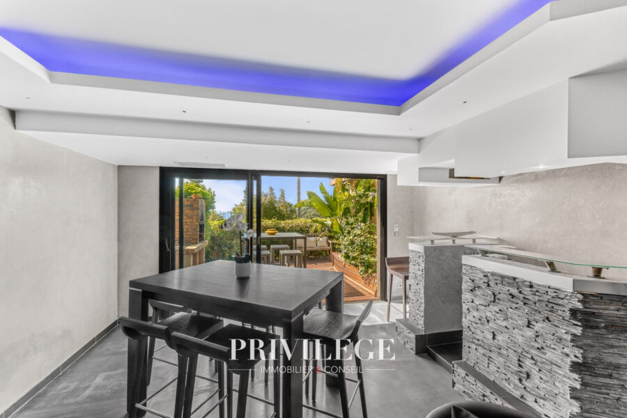 Appartement à vendre à Vallauris — Vue mer — photo 5