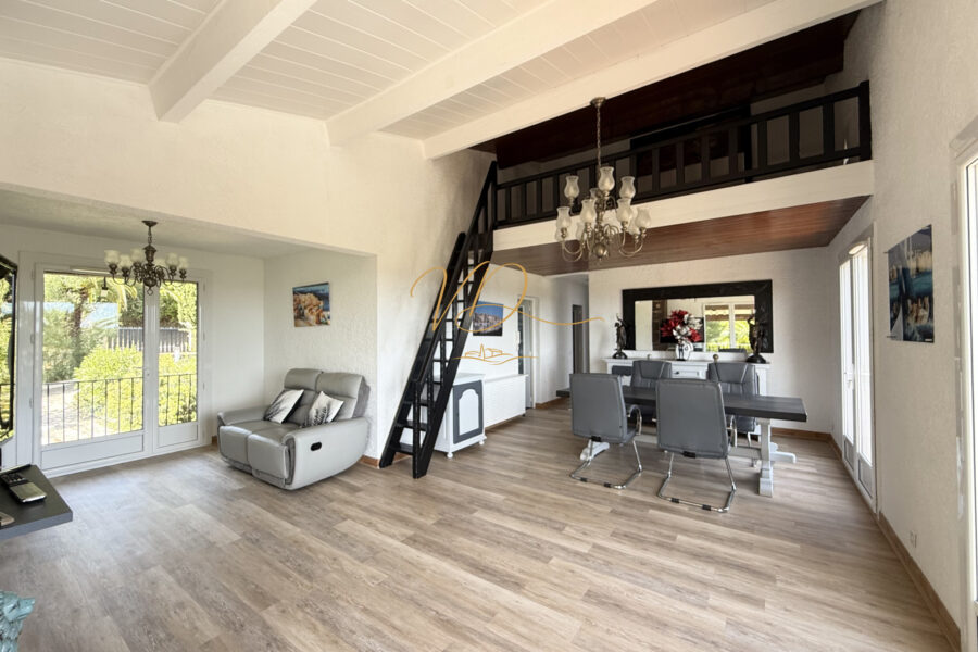 Maison à vendre à La croix-valmer — Vue mer — photo 10