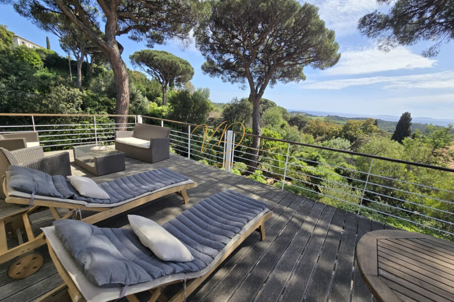 Maison à vendre à La croix-valmer — Vue mer — photo 3
