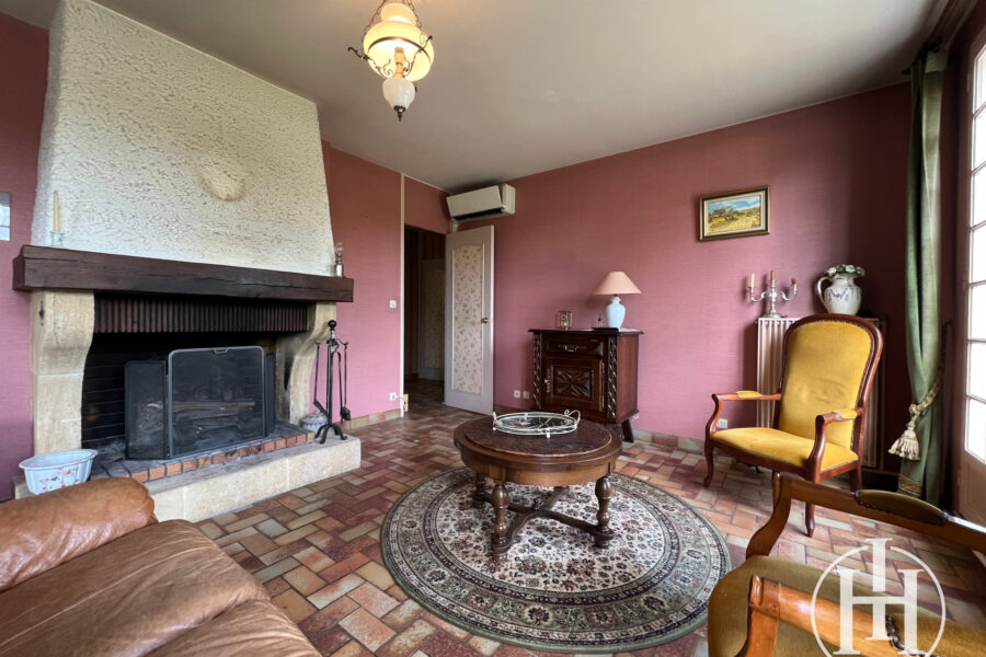 Maison à vendre à Ainay-le-château — Vue nature — photo 4