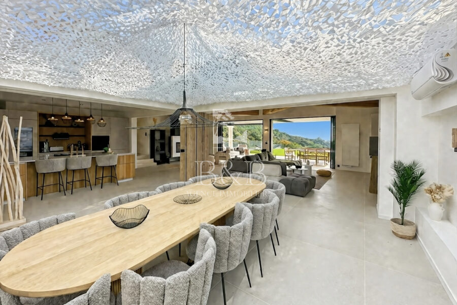 Maison à vendre à La croix-valmer — Vue mer — photo 8