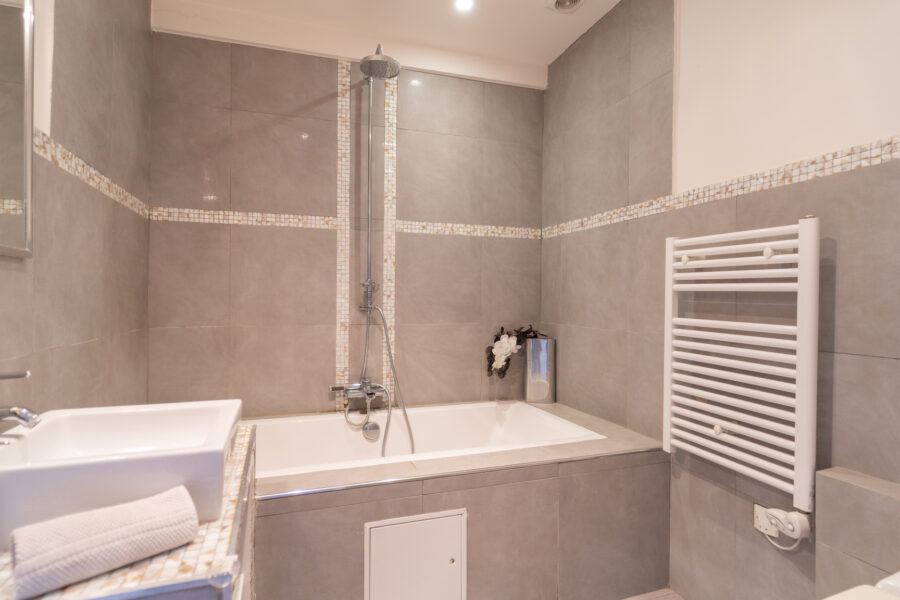 Appartement à vendre à Nice — Vue sur la ville — photo 8
