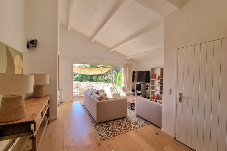Maison à vendre à La croix-valmer — Vue mer — photo 8