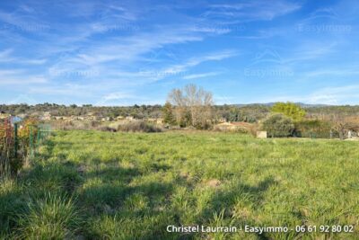 Terrain à vendre à Régusse