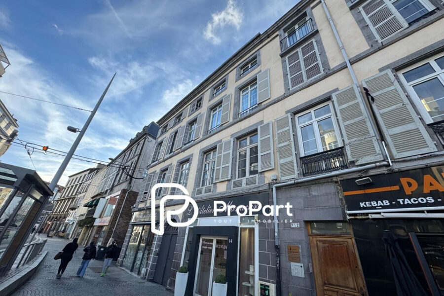 Appartement à vendre à Clermont-ferrand — Vue montagne — photo 10