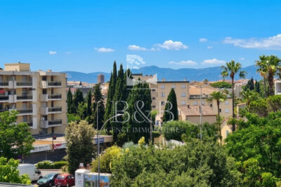 Appartement à vendre à Saint-raphaël